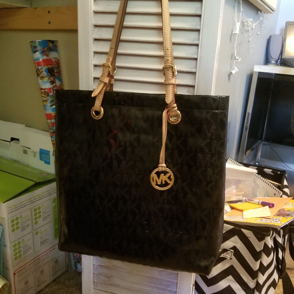 Michael Kors tote